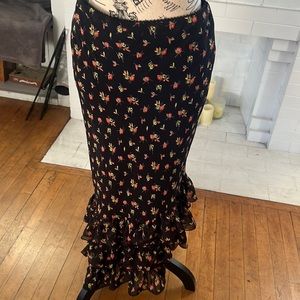 Kimchi Blue brand flower skirt